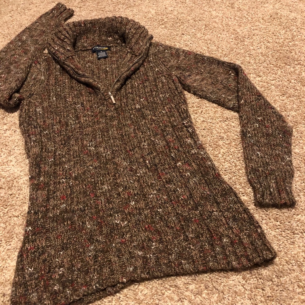 (as is) Strand knit zipper brown sweater